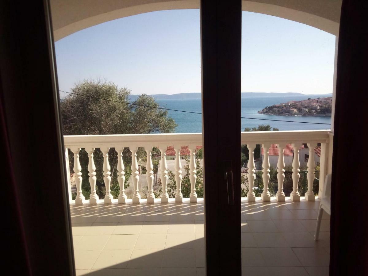 Apartmani Maris Trogir Exteriör bild